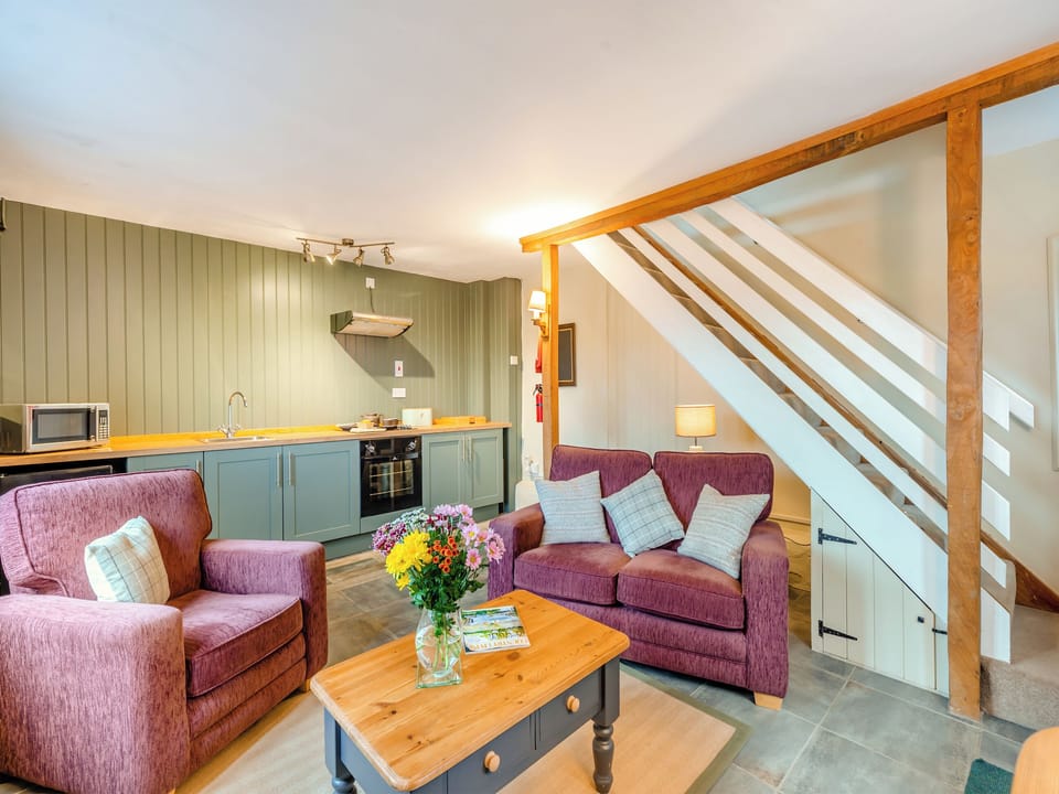 Kitchen area | Whitewells Farm Cottages - Willow - Whitewells Farm, Ridgeway Cross, near Malvern