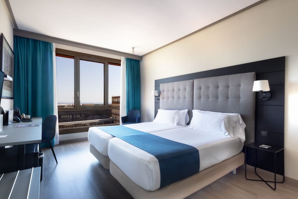 Standard Room (Individual) | Minibar, in-room safe, desk, laptop workspace