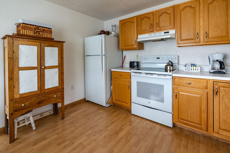 Breakfast nook in kitchen with perfect view of lake Nantahala