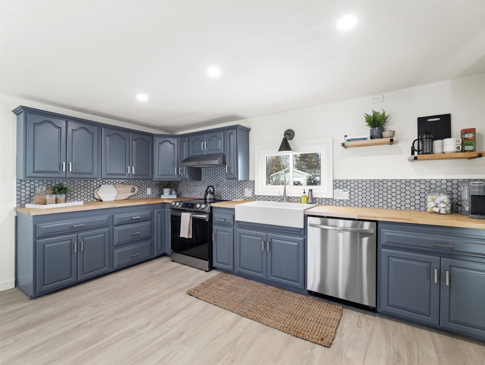 Fully stocked kitchen