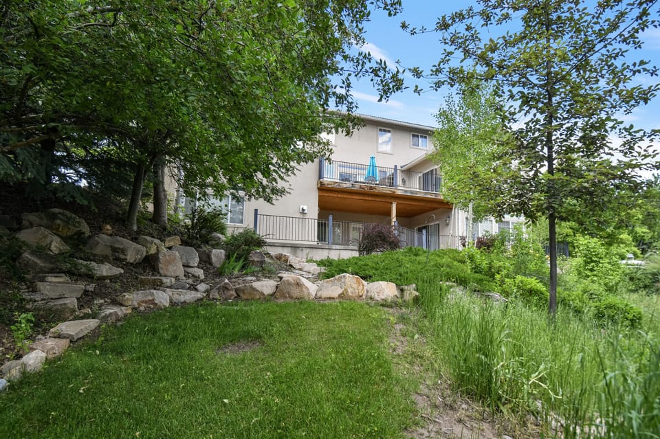 House, 5 Bedrooms | Exterior