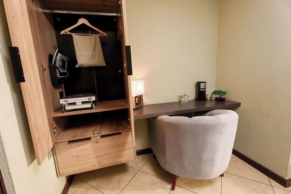 Down comforters, free WiFi, bed sheets