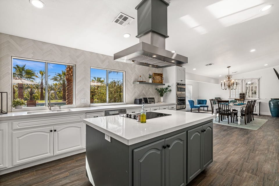 The kitchen is fully equipped with all appliances