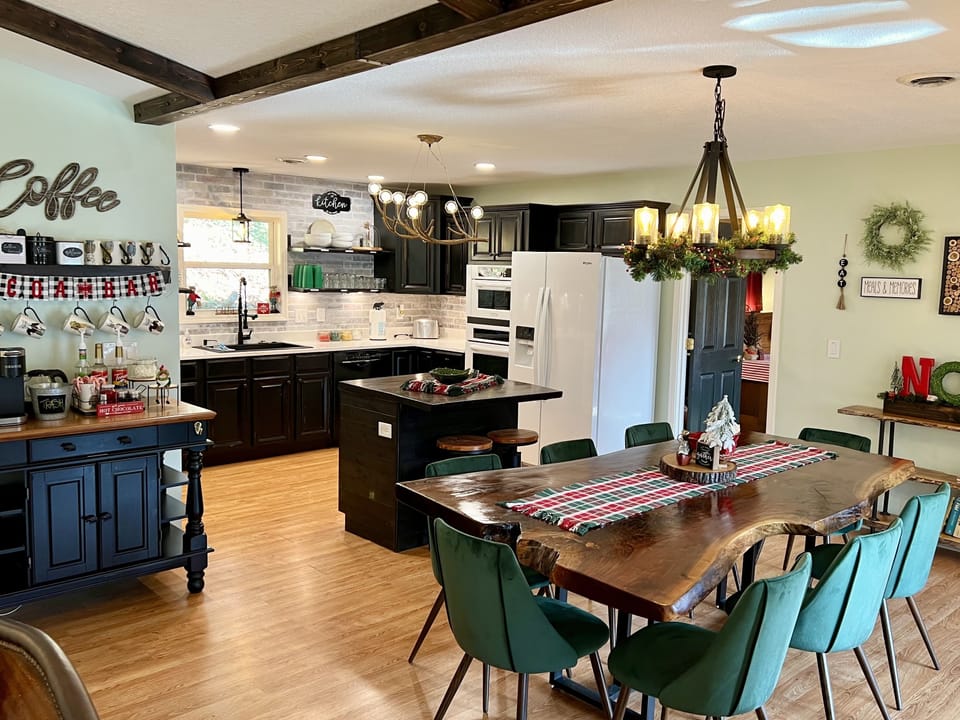 Kitchen/Dining