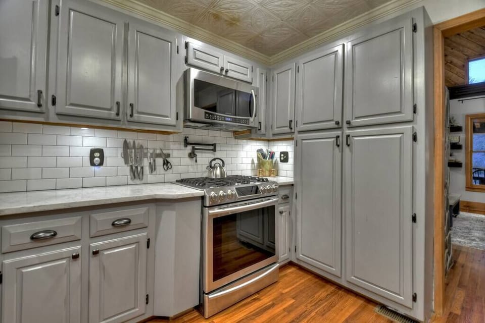 Fully stocked kitchen