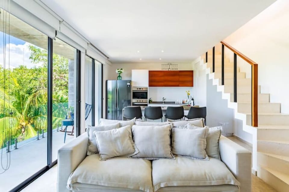 Superior Room, 2 Bedrooms, Private Pool | In-room safe, desk, free WiFi, bed sheets