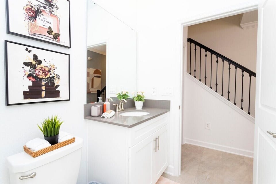 Refresh and rejuvenate in the well-appointed bathroom.