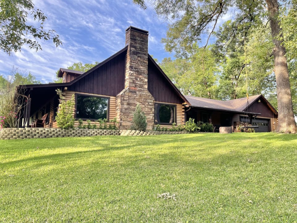 Authentic Log Home built by Satterwhite®