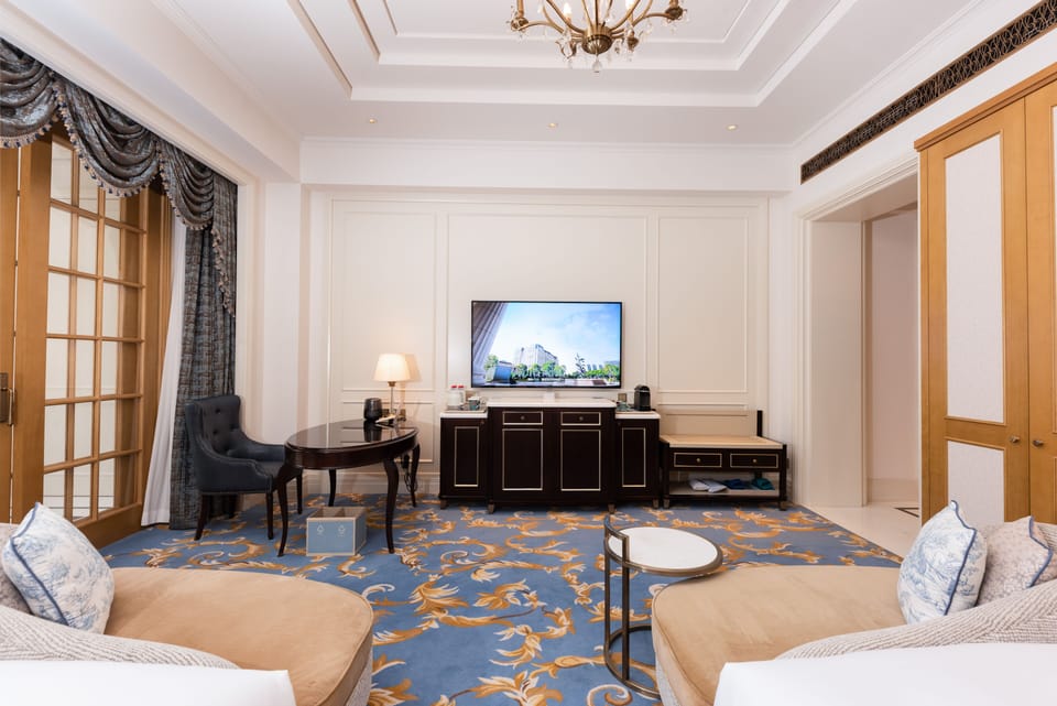 Luxury Room, 2 Double Beds | Premium bedding, down comforters, memory foam beds, free minibar