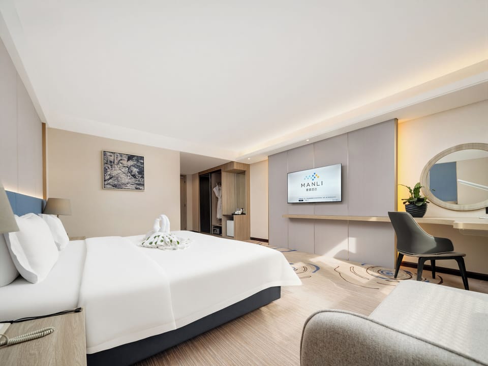 Executive Room | Down comforters, free WiFi