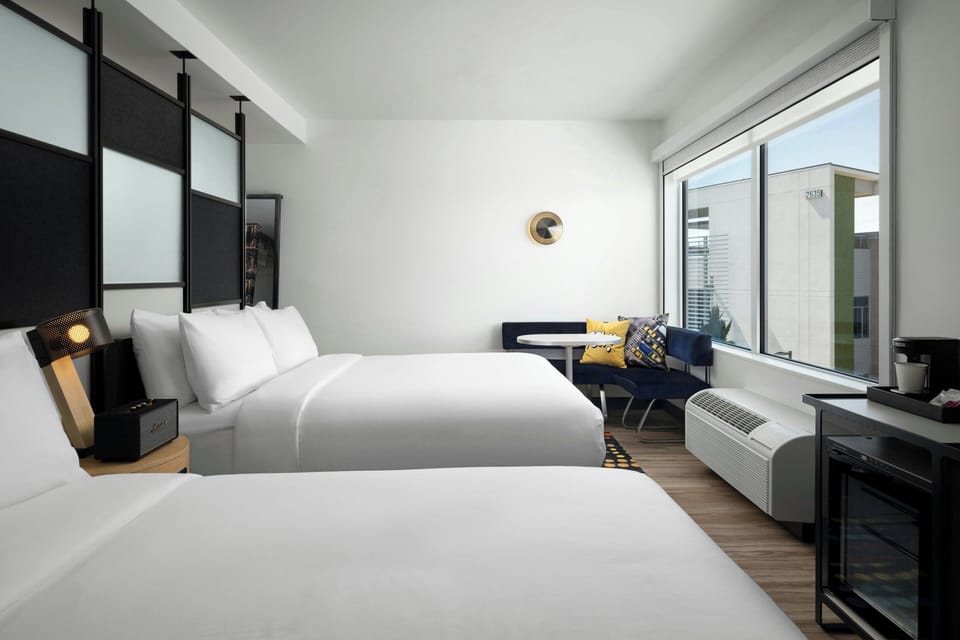 Premium bedding, in-room safe, desk, blackout drapes