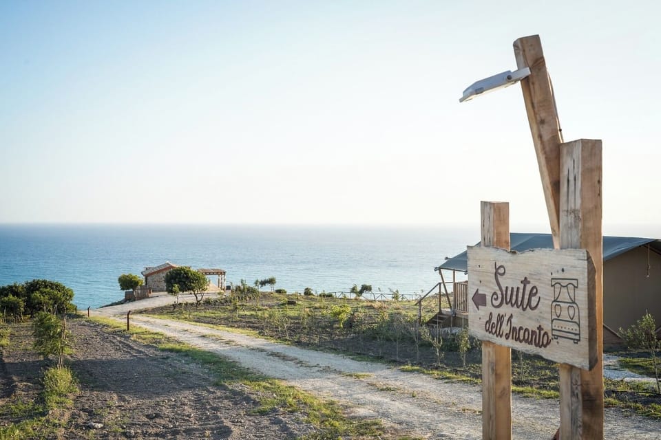 Tendù  Punta Bianca Glamping Camp Farm Stay in Sicily