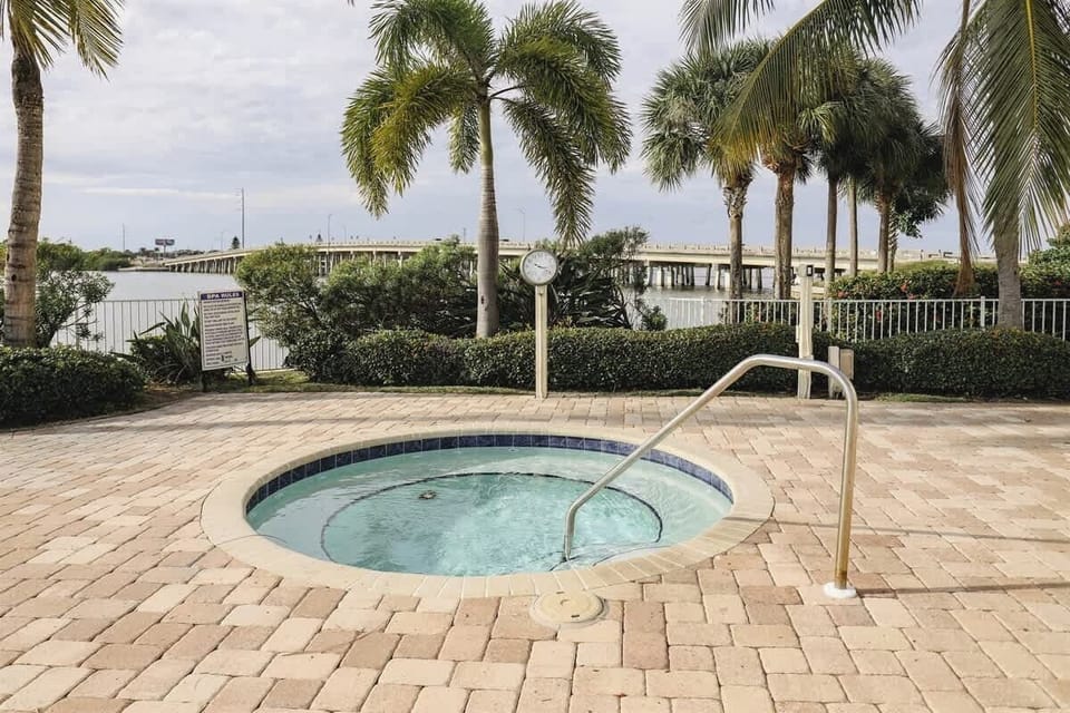 Spa available to your use in our top floor, bay front view apartment in Boca Ciega Resort, St. Petersburg.