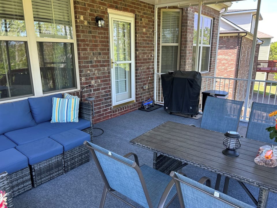 Screened porch
