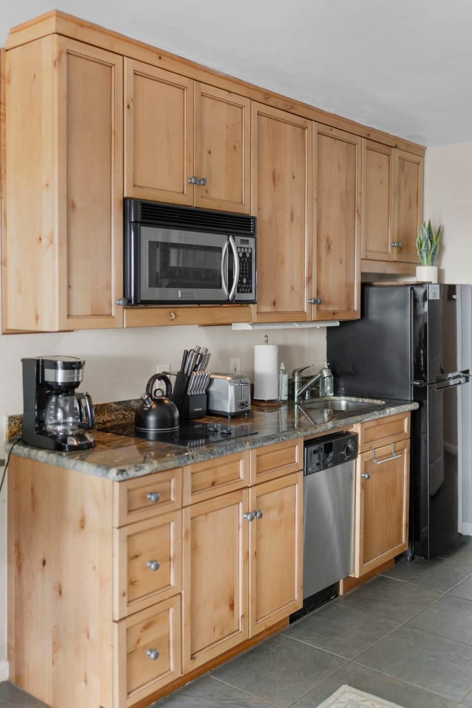 Full galley kitchen