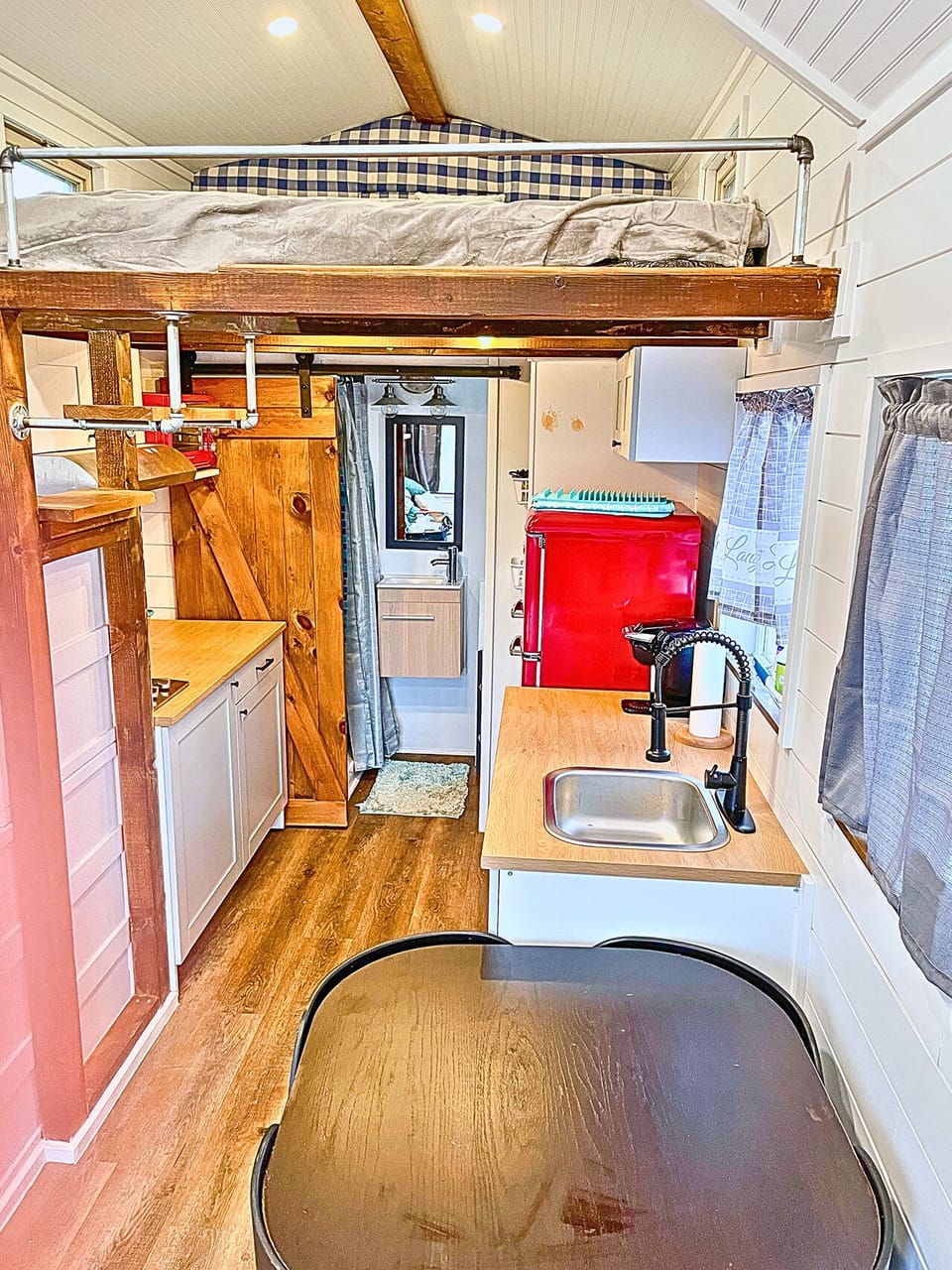 Inviting Kitchenette