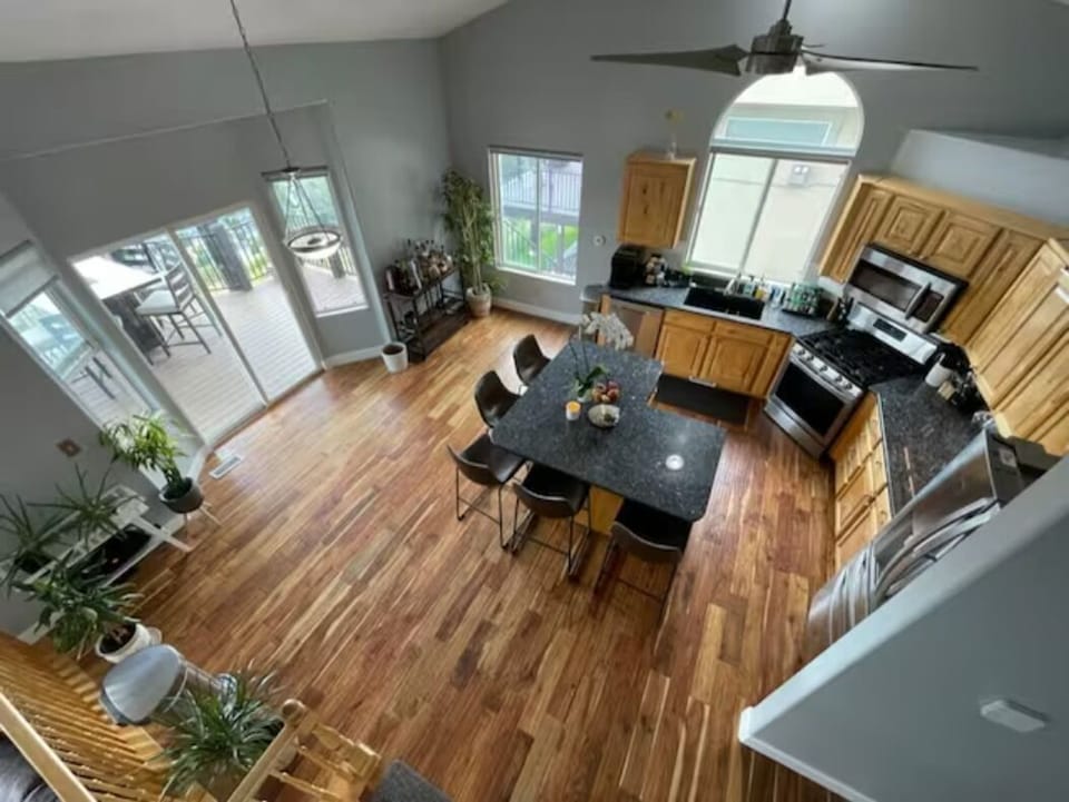 Overhead birds eye view of kitchen