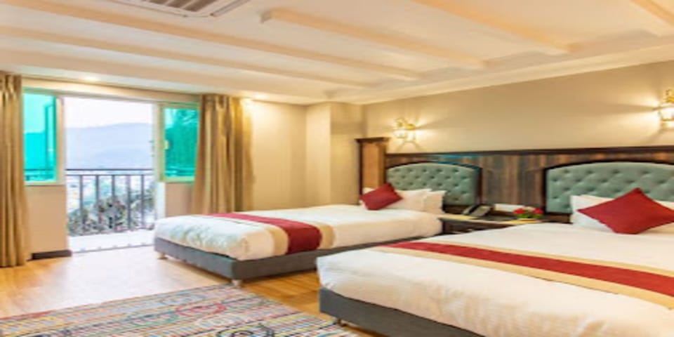 Premium bedding, WiFi (free), bed sheets