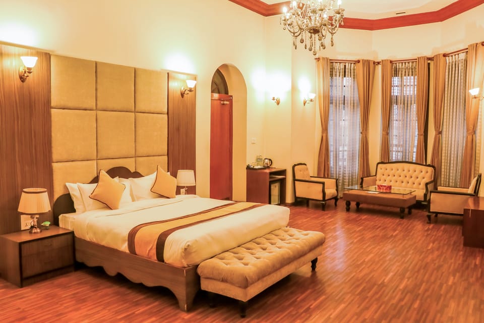 Royal Studio Suite | Premium bedding, minibar, free WiFi, bed sheets