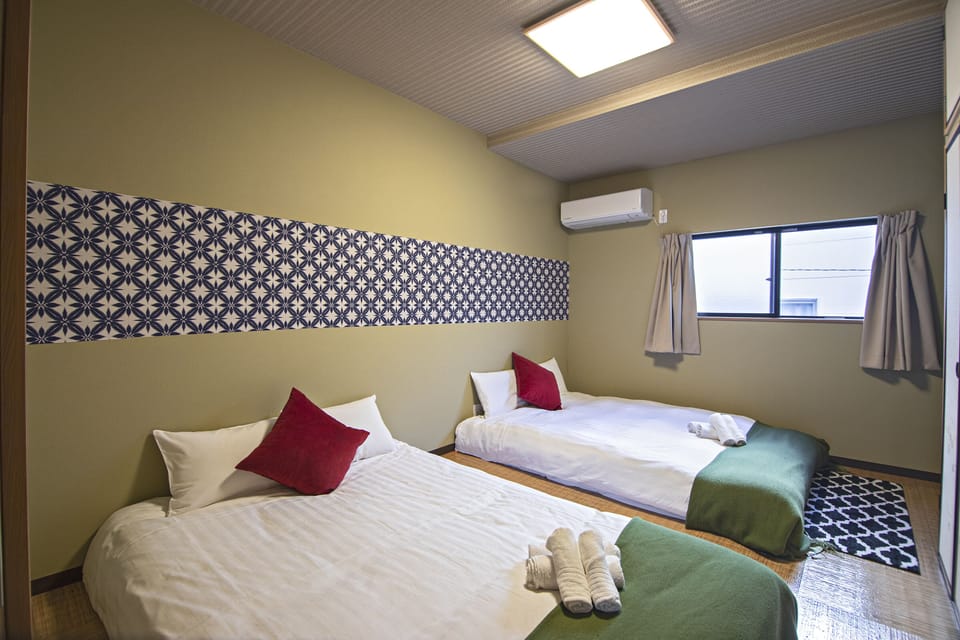 Family House | 2 bedrooms, blackout drapes, free WiFi, bed sheets