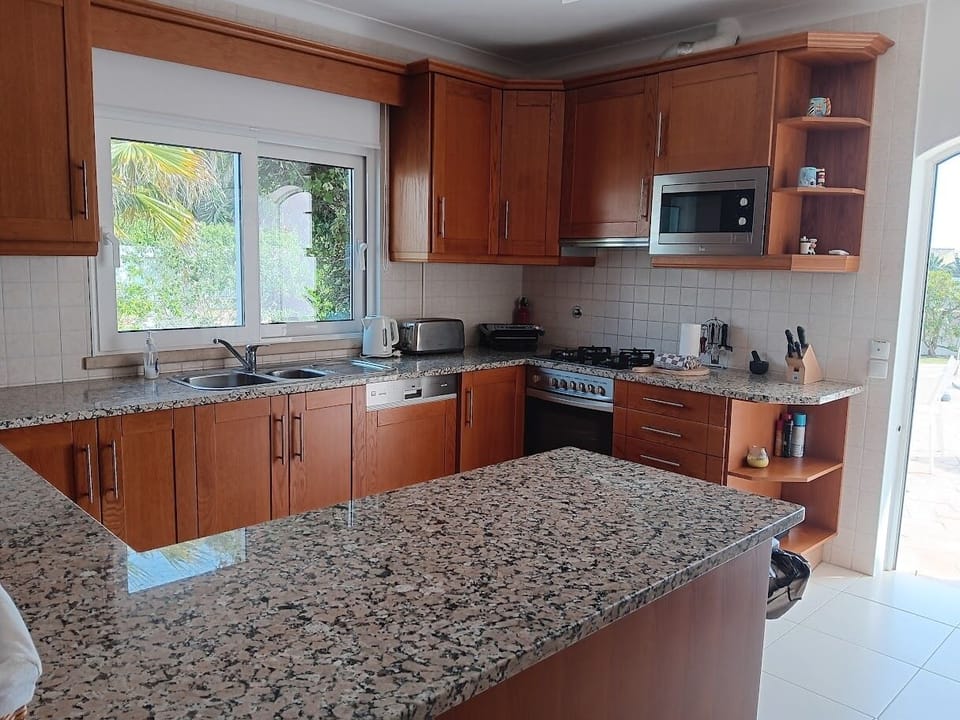 Family Villa | Private kitchen | Fridge, oven, stovetop, dishwasher
