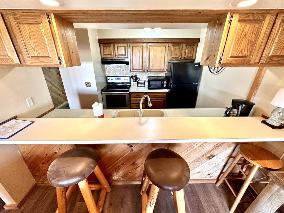 Full Kitchen with new appliances 