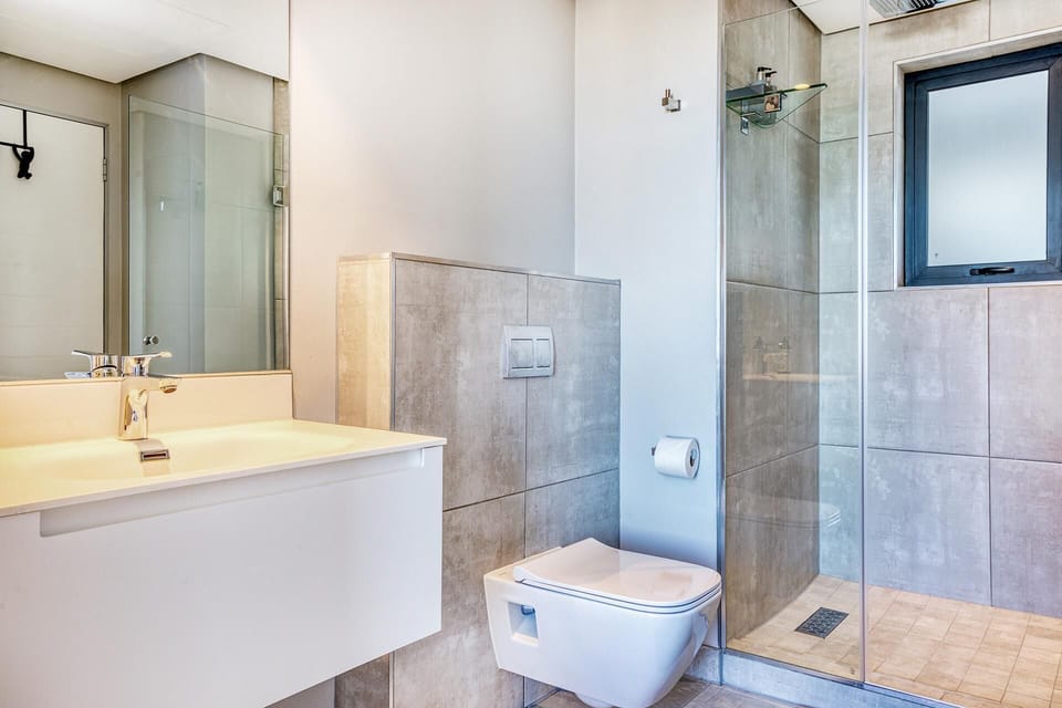2907 Luxury Sky Retreat 23