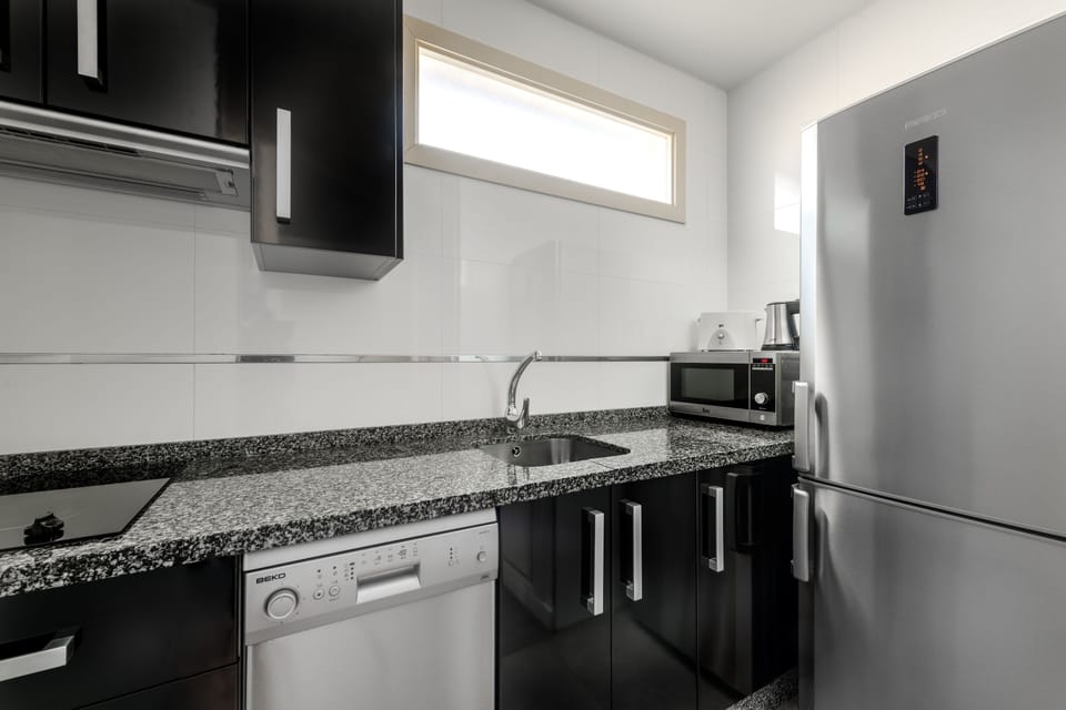Duplex, 2 Bedrooms, Annex Building | Private kitchen
