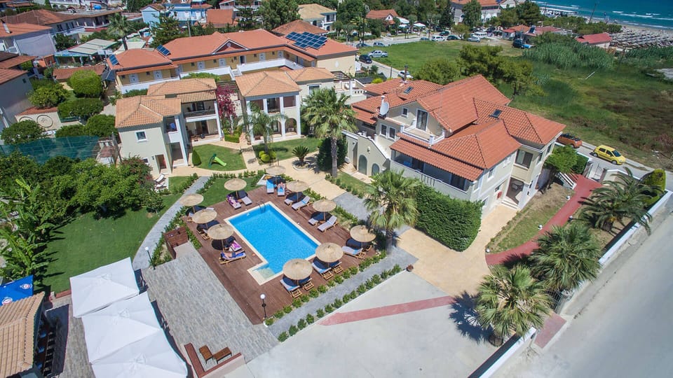 Astarte Villas - Coco Palm Deluxe 2 Bedroom Apartment N3