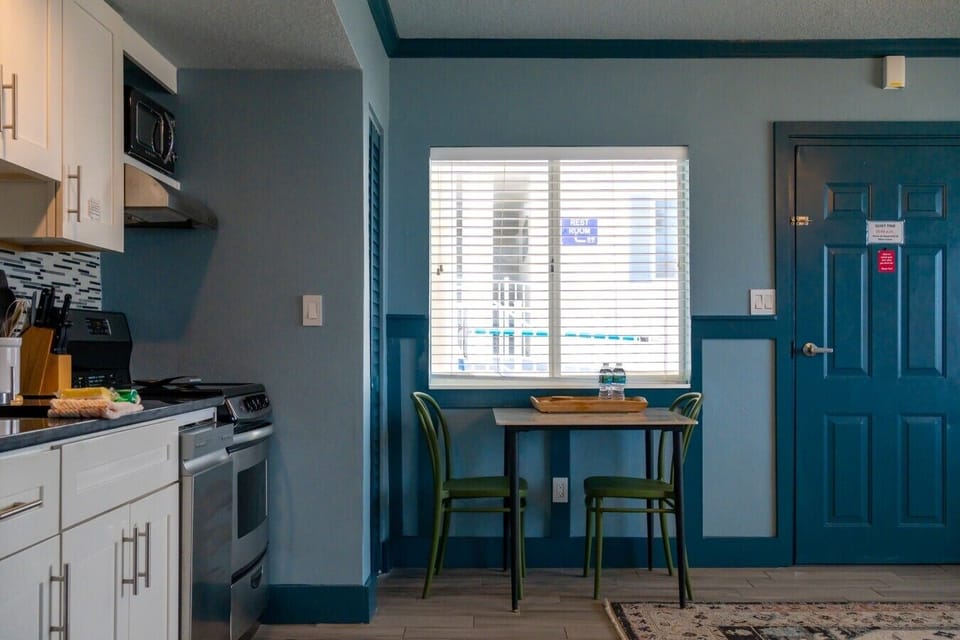 Beachfront Condo 7