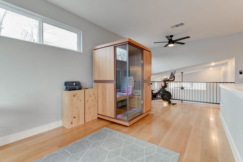 Enjoy the luxury of unlimited sauna access to dissolve worries anytime.