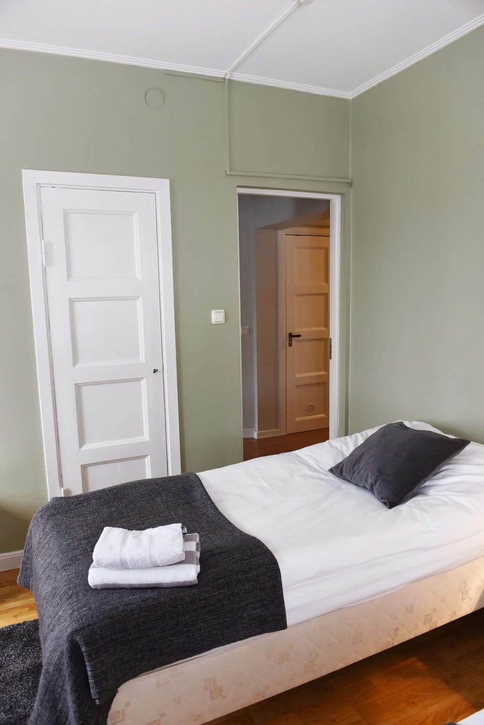 Standard Single Room | Desk, laptop workspace, free WiFi, bed sheets