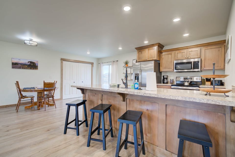 Kitchen and Dining Area- Seating for 7