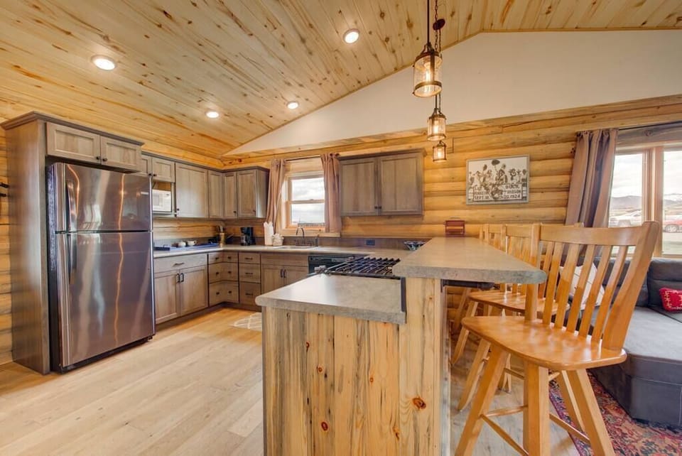 Open concept kitchen 