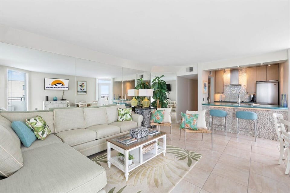 Living Area 3