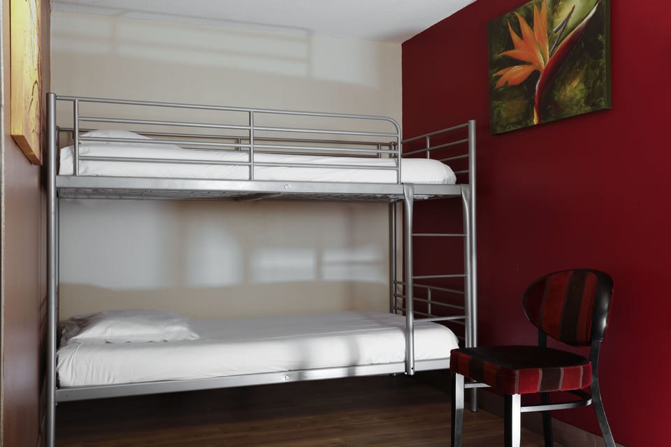 Family Room | Desk, laptop workspace, soundproofing, free WiFi