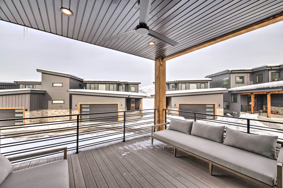 Balcony | 2-Story Townhome w/ Basement | Central Heating & A/C | Free WiFi