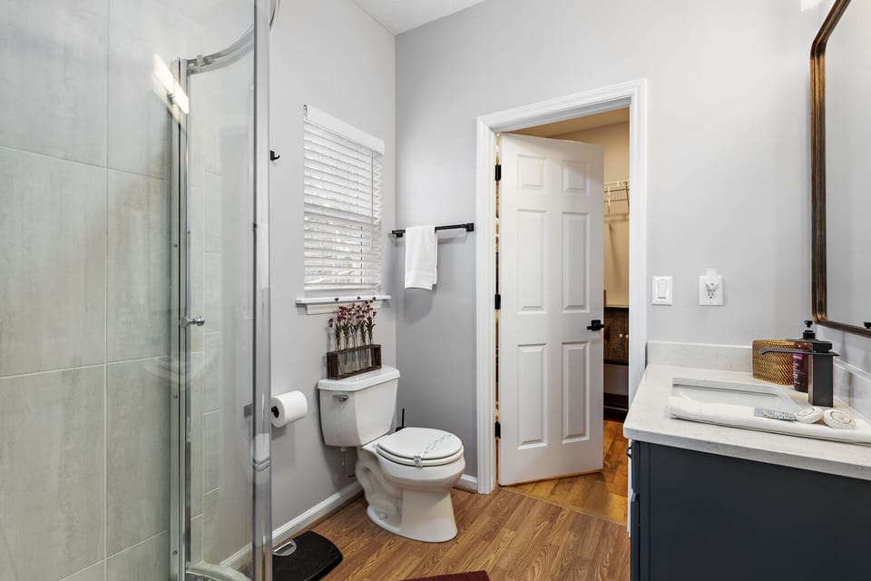 Lower Level Full Ensuite Bathroom with a Step in Shower