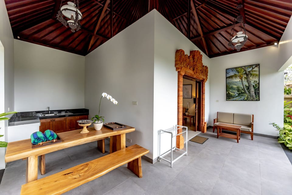 Luxury Villa, 2 Bedrooms, Garden View | Down comforters, memory foam beds, minibar, in-room safe