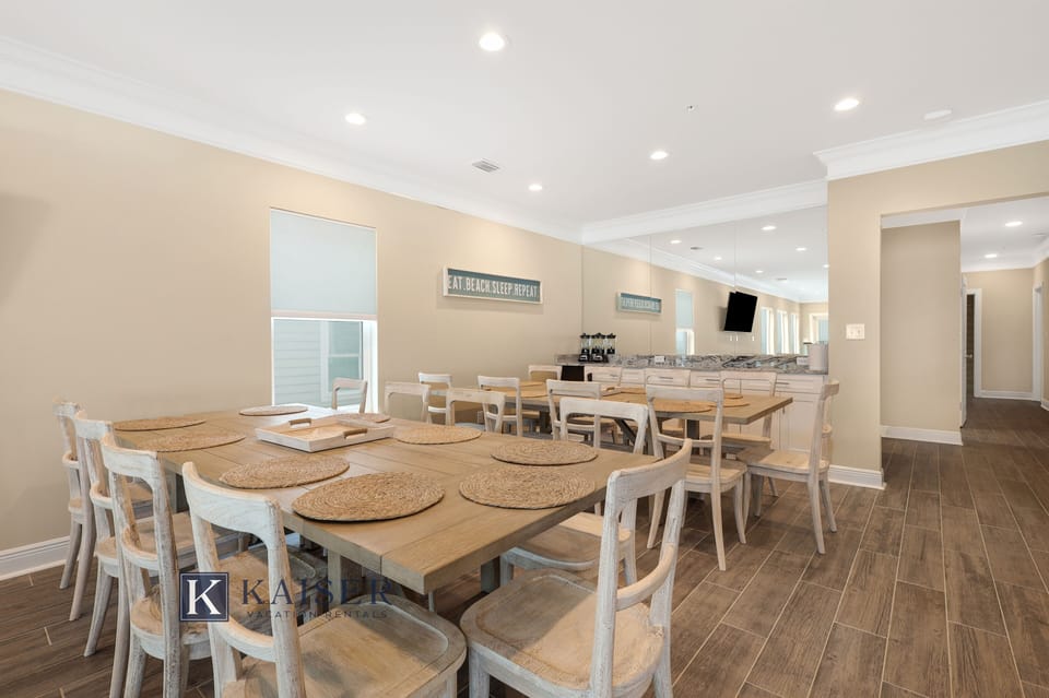 2nd Floor Dining
