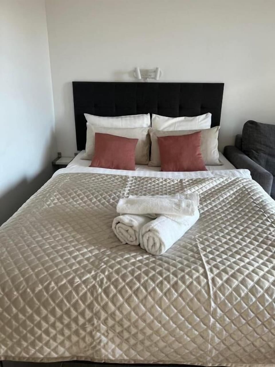 Basic Double Room | Free WiFi