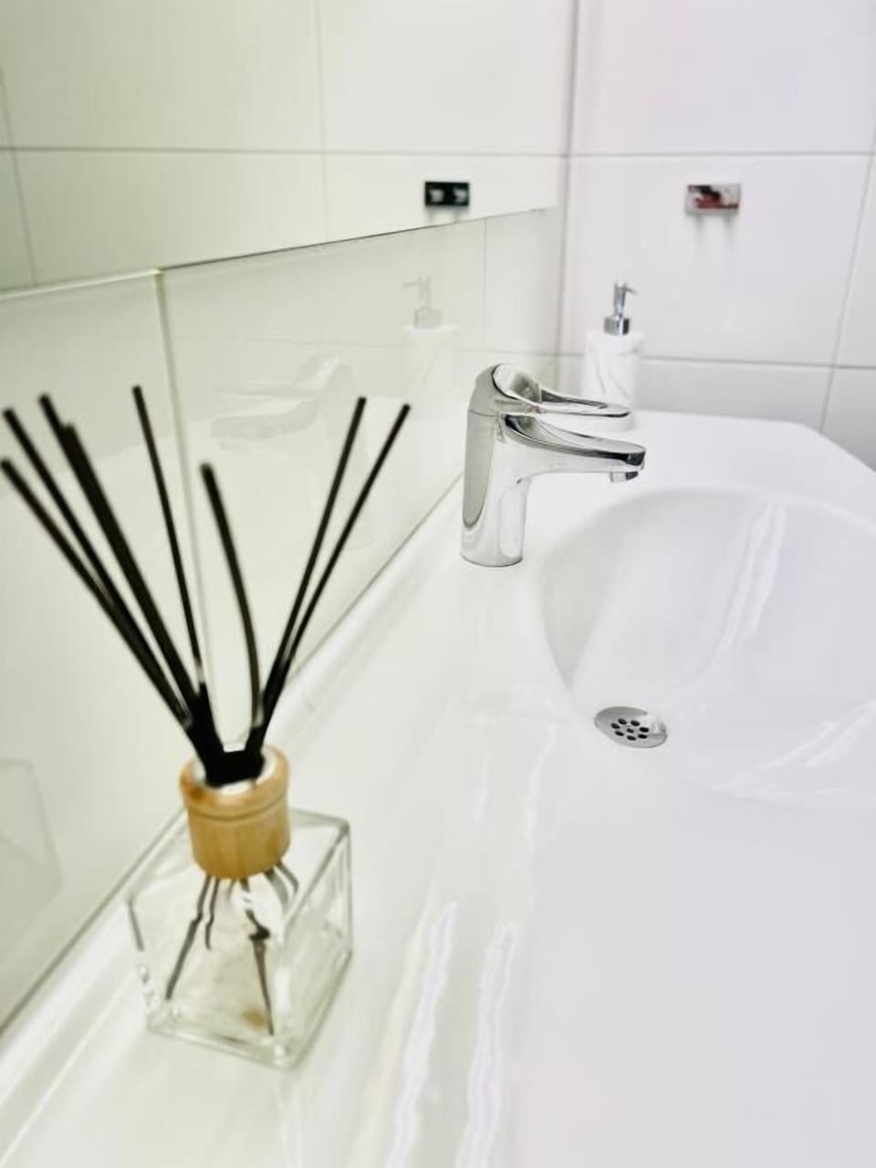 Heated floors, towels