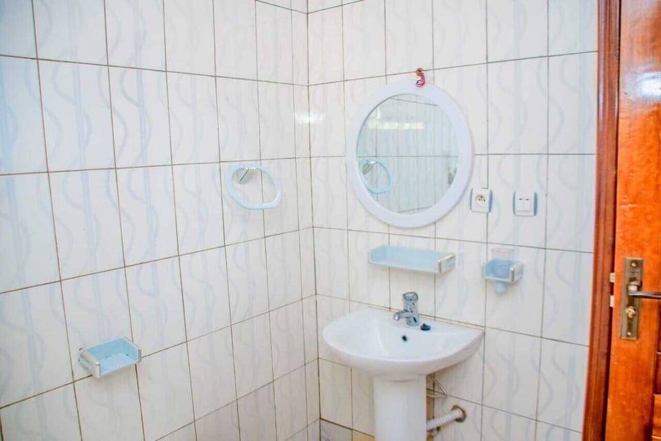 Grand Double Room | Bathroom