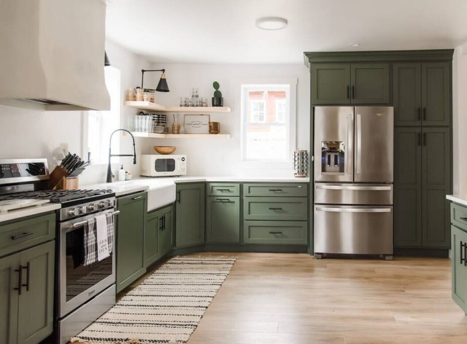 Fully equipped kitchen to prep meals.