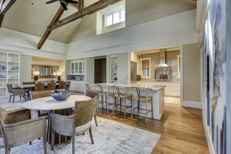 Kitchen & Double Dining Area