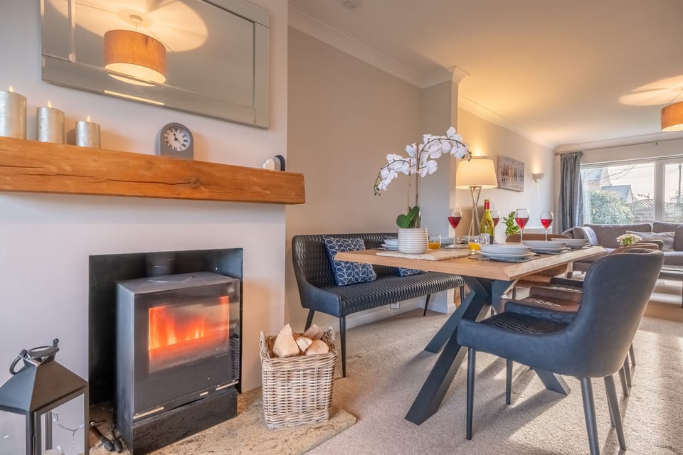 Ground floor: With electric stove