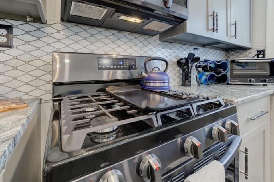 5-burner gas stove