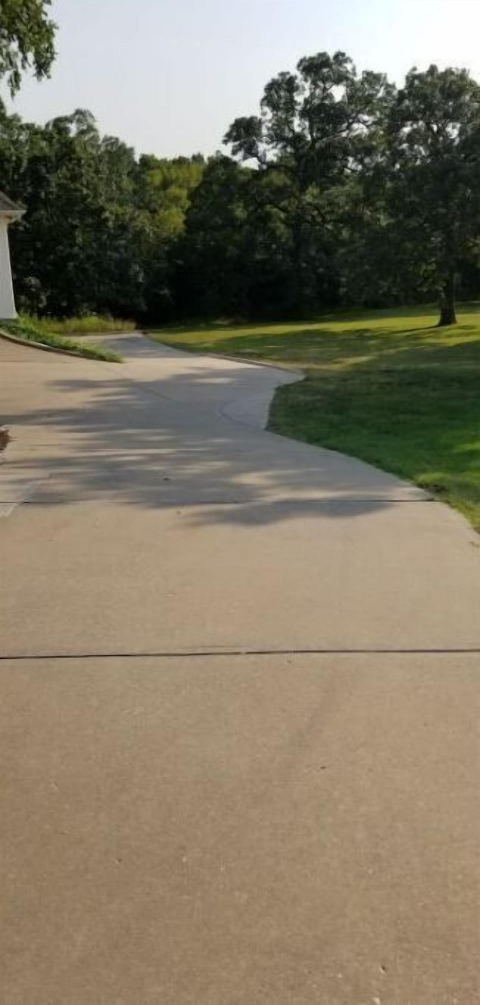 Descending side driveway