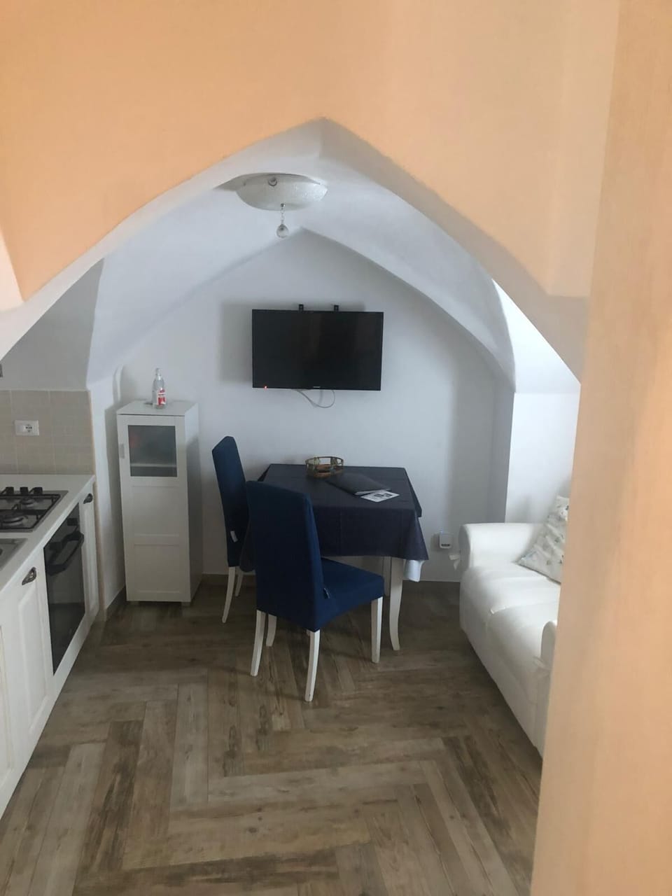 Junior Suite | Living area | Flat-screen TV