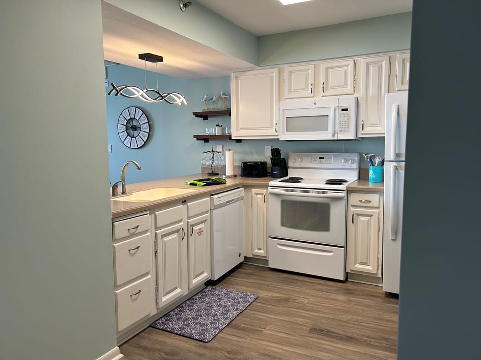 Full Kitchen